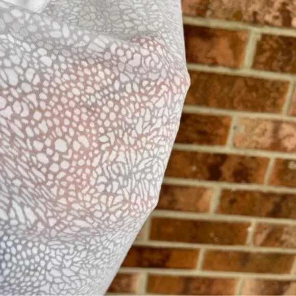 Lululemon  ^* Timeless Classic Tank Polar Shift Veil White. EUC - Picture 7 of 11